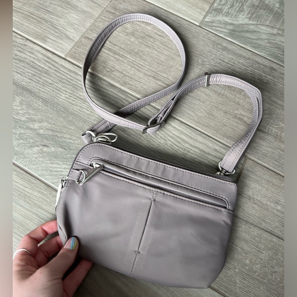 Travelon Crossbody Bag in Light Gray